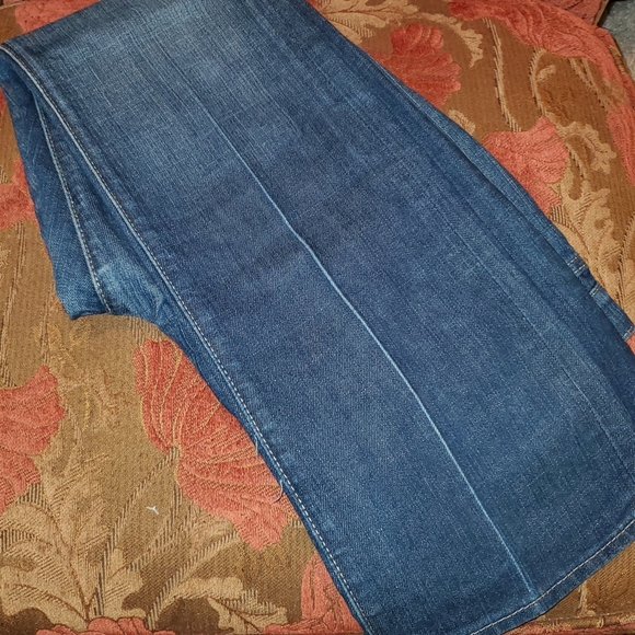 Levi's - Picture 2 of 10